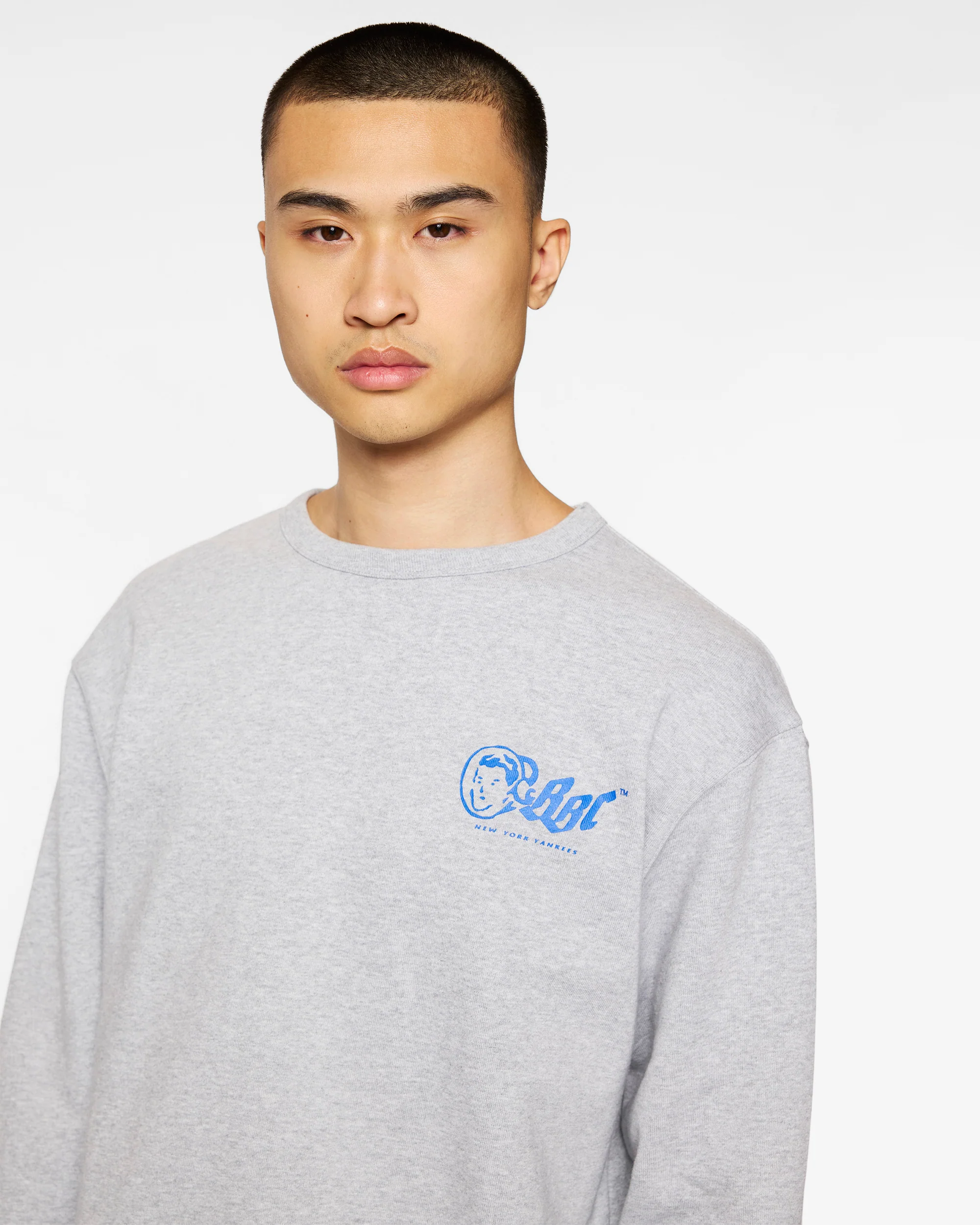 NY Yankees OG Logo Crewneck - Image 5